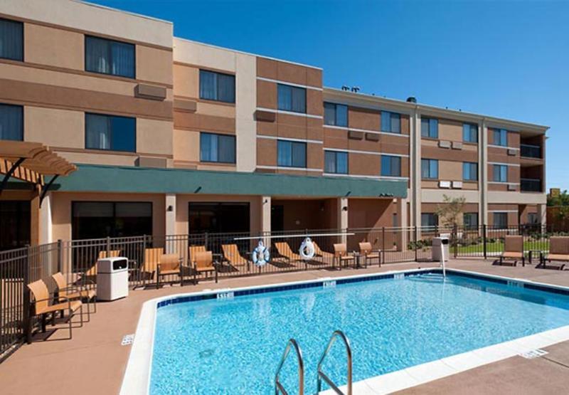 Towneplace Suites By Marriott Alexandría Exterior foto
